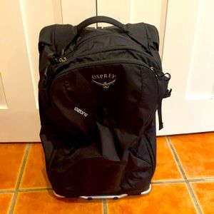 Osprey roller bag carry on suitcase